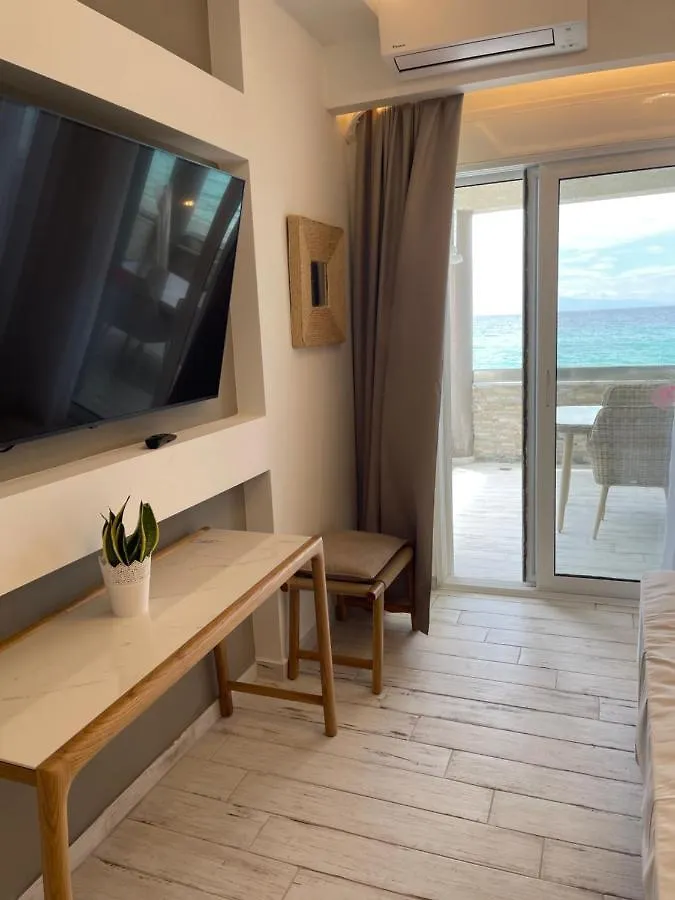 Litsa Apartments Fourka
