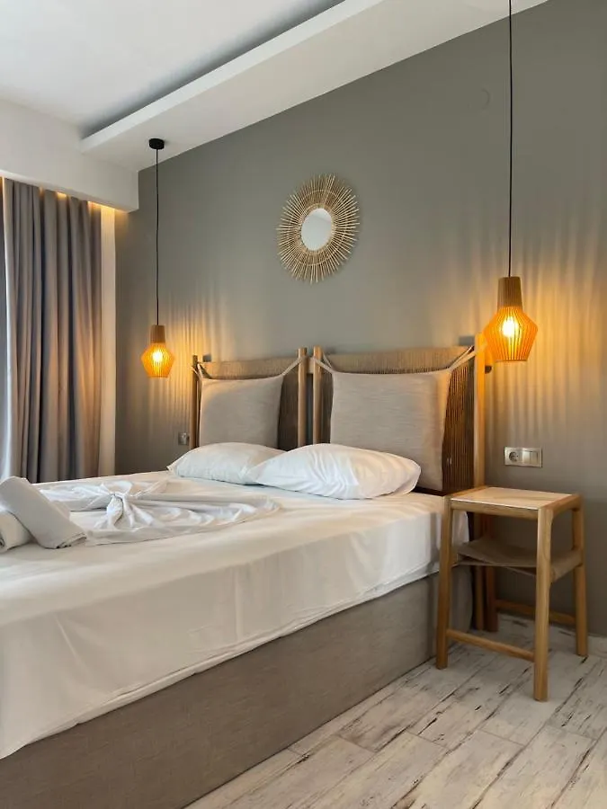 Litsa Apartments Fourka
