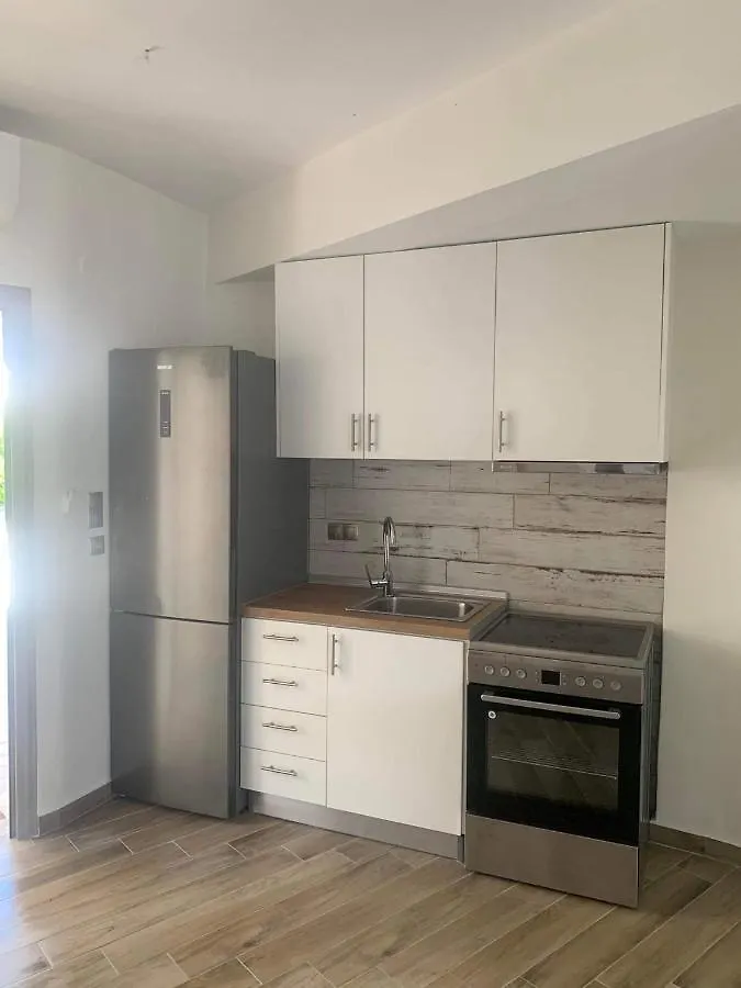 Litsa Apartments Fourka