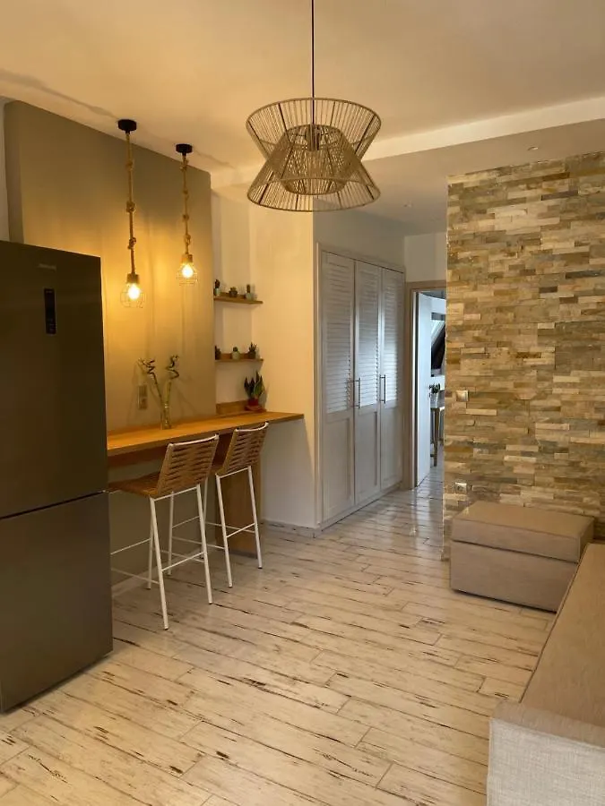 Litsa Apartments Fourka